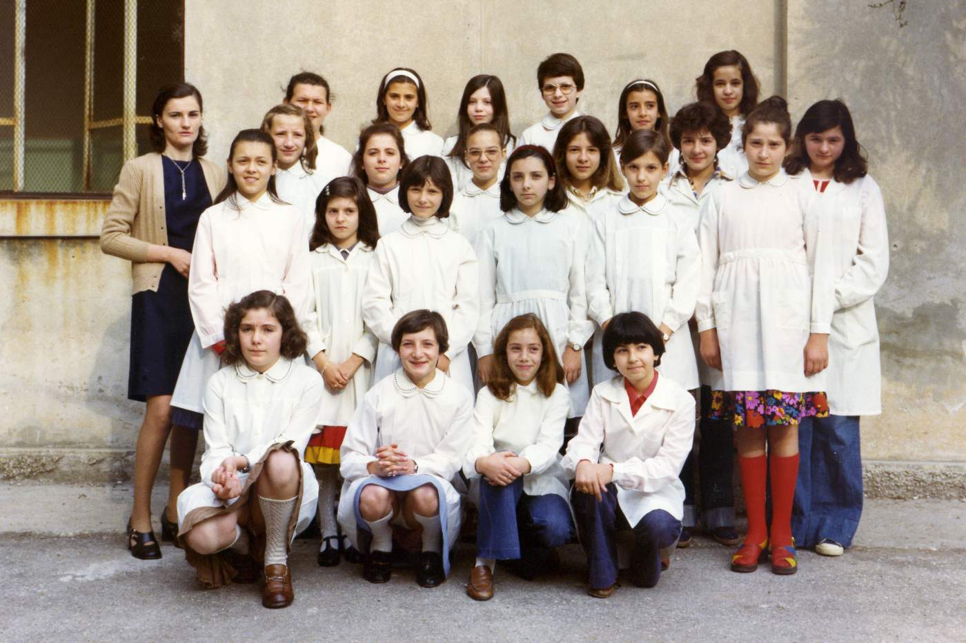 La maestra Piva, Federica Casanova, Mariangela Casella, Lucia Morlin, Gabriella Alecchi, Camilla Bordin, Paola Saretta, Monica Dal Bo, Claudia ?, Cinzia ?, Paola ?, Elisabetta ?, Susanna, Francesca Velo, Sara Di Sano, Camilla ?, Cristina Buttol, Marica Adami, Susy Gastaldon, Paola Pellizzari, Rosanna Genovese.