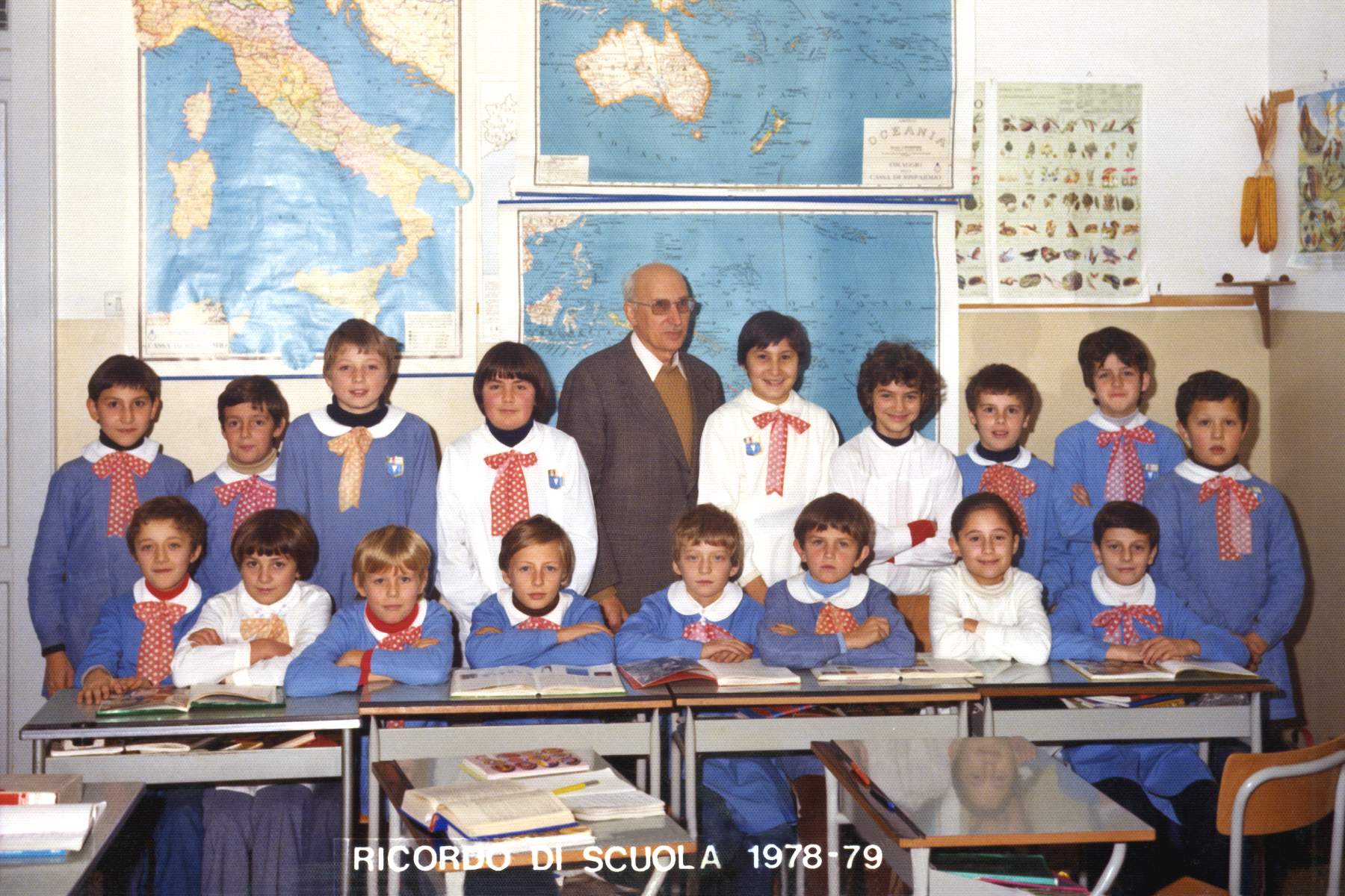 Classe 1968 di Campagna in V elementare con il maestro Italo Sartor (Bilioro) anno 1978-79. In piedi da sx : Rosato Angelo, Brioni Giuseppe, Geremia Tiziano, Franco Tiziana, Rosato Caterina, Favrin Monica, Ganeo Loris, Piovesan Andrea, Danieli Mirco. Da sx seduti: Gallina Achille, Innocenti Michela, Brombal Edi, Favretto Luca, Tormena Mauro, Trevisi Roberto, Bresolin Anastasia, Pellizzari Dino,