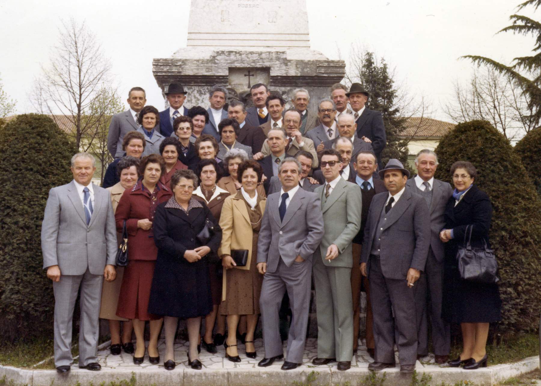 Dario Rossi, Tiberio Arias, Romeo Bonetto, Gallina Lino, Leo Bordin, Natalina Bandiera, Cesira Menegon, Novina Poloniato, Ada Bandiera, Jolanda Brombal, Bresolin ?, Elsa Bandiera, Maria Mason, Altin Rita, Brombal Luigi, Leo Bonora, Visentin Attilio, Bonetto Romeo, Giovanni Velo, Comazzetto ?, Lea Bordin, Marino ?.