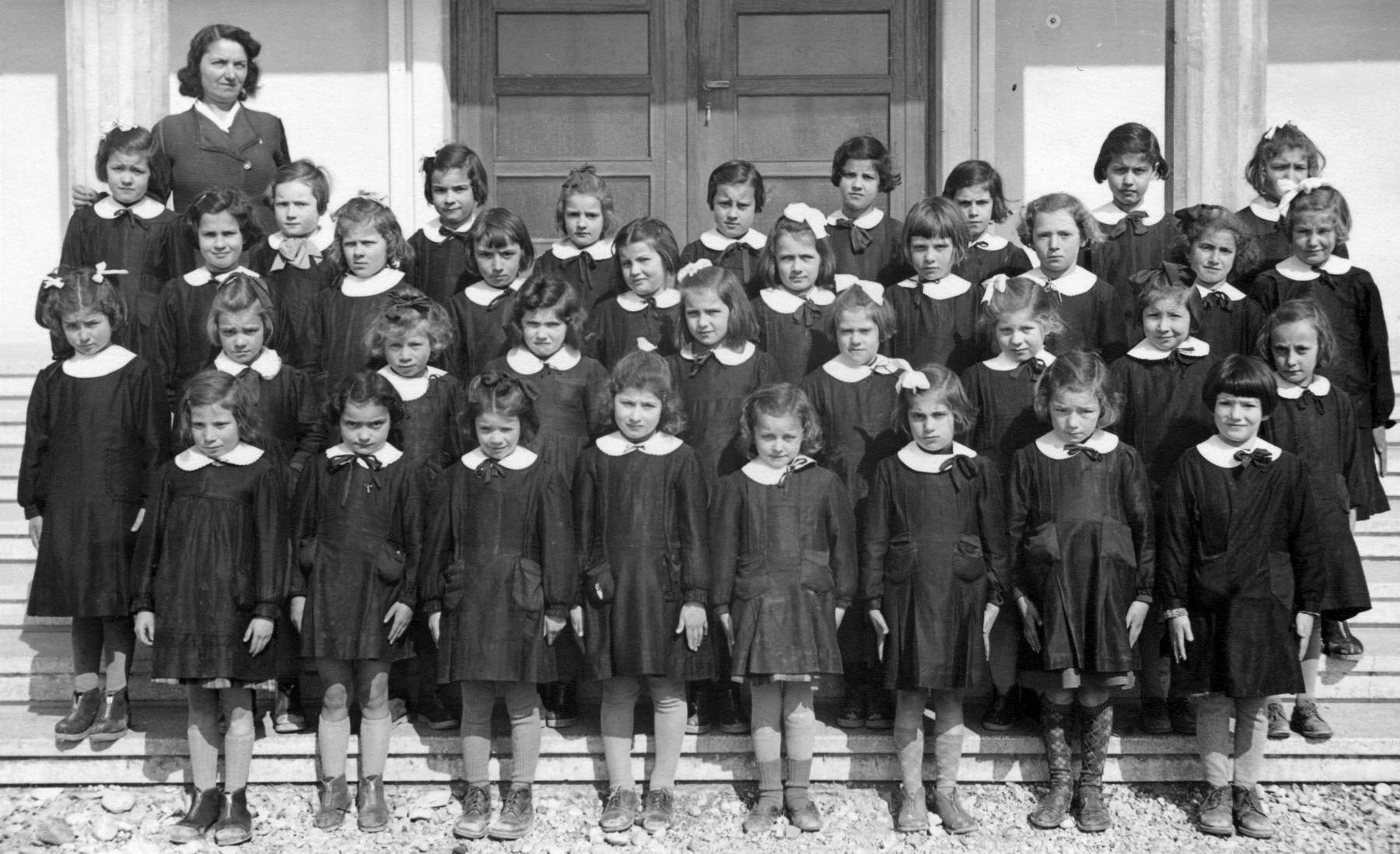 Bonora Nerina, Bortolazzo Marisa, Da Maren Gina, Rossi Carla, Precoma Mery, Mazzocato Bianca, Bonora Laura, Morlin Silvana, Spadetto Ida, Poloniato Lucia, Bonora Wilma, Spadetto Alessandra, Corradi Paola, Gallina Celestina, Bonetto Ida, Garbuio Liliana, Faccin Teresina, Zanchetta Paola, Bonora Rita, Morlin Bruna, Vendramini Roberta, Tesser Vanda, Gallina Massimina, Volpato Bruna, Danieli Graziella, Piovesan Ivana, Giacometti Floriana, Ganeo Stella, Faccin Teresina, Morlin Aldina, Bonora Laura, Strazzabosco Norina, Faccin Romilda, Faccin Rita, Velo Liana, Noemi Sonetto, Magda Bordin, Daniel Liana.